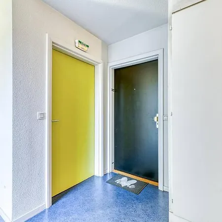 Apartment 5min Alpexpo 4 Personnes Garage Prive Terrasse Grenoble